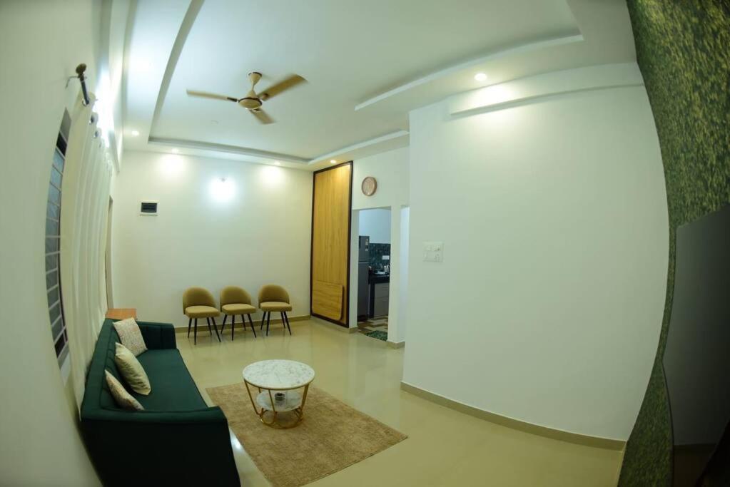 Lourels Apartment